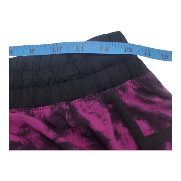 Lululemon Short Women 12 Tracker  III 4-way Athleisure Breezie Regal Plum Black - Picture 6 of 8